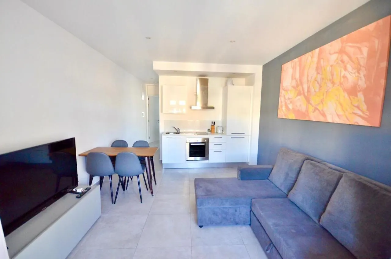 Lovely Apartment Close To The Sea Gzira